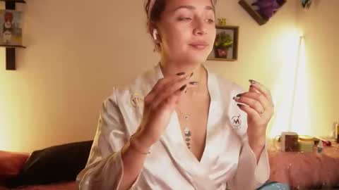 SOPHY ROGERS online show from November 2025 11:56:02 AM