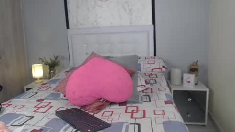 Snapshot of sopphiefox chatting on January 2025 01:53:02 AM Sofia online show from January 2025 01:53:02 AM