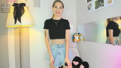 Snapshot of soralov66 chatting on December 2025 06:44:02 AM Diana online show from December 2025 06:44:02 AM