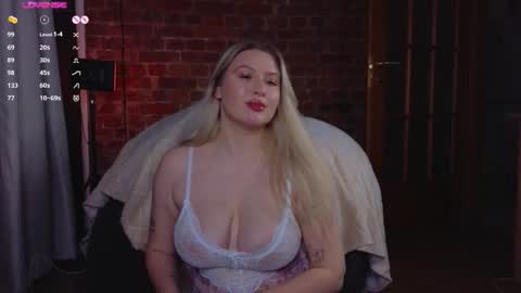 soulmeinme online show from November 2025 08:00:01 PM