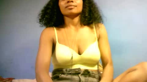 sourayaa online show from April 2026 01:41:01 PM