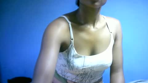 sourayaa online show from May 2026 07:43:02 PM