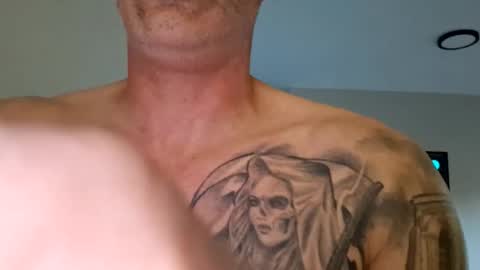 southboy2410 online show from October 2025 04:57:02 PM