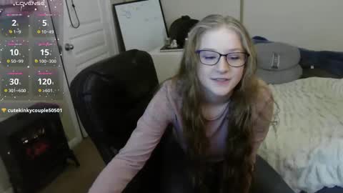 Bunnydathug online show from December 2024 12:12:01 PM