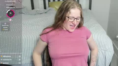 Bunnydathug online show from February 2026 07:29:01 AM