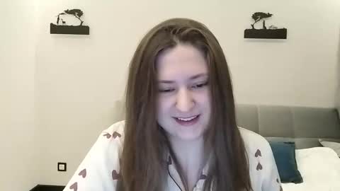 sovagloomy online show from November 2025 07:45:02 PM