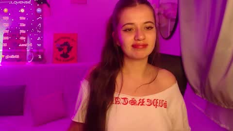 Snapshot of soy_abbyy chatting on September 2025 12:12:01 AM Abby online show from September 2025 12:12:01 AM