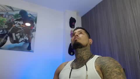 soy_apolo online show from March 2026 01:20:02 AM