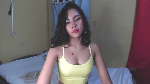 Snapshot of soy_miauhg chatting on December 2024 06:10:02 AM Miauhg online show from December 2024 06:10:02 AM