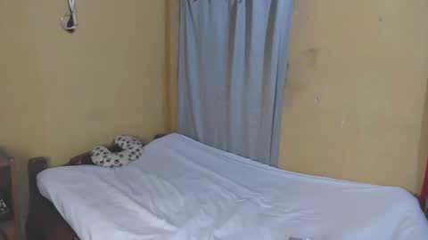 Snapshot of soy_miauhg chatting on December 2024 10:48:01 PM Miauhg online show from December 2024 10:48:01 PM