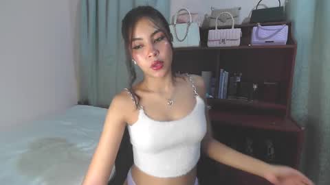 Snapshot of soy_miauhg chatting on January 2025 07:08:02 AM Miauhg online show from January 2025 07:08:02 AM