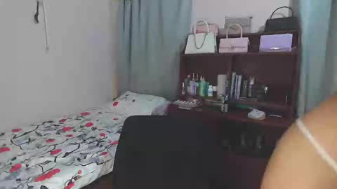 Snapshot of soy_miauhg chatting on January 2025 11:23:02 AM Miauhg online show from January 2025 11:23:02 AM