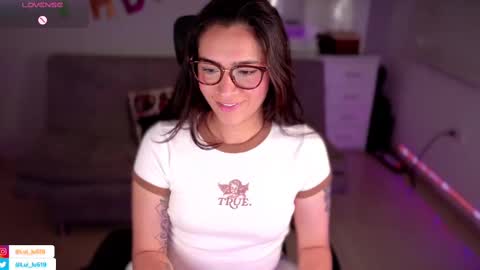 Luisa    online show from March 2025 02:32:01 AM