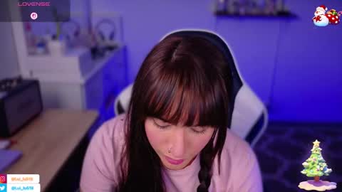 Luisa    online show from January 2026 11:09:02 PM