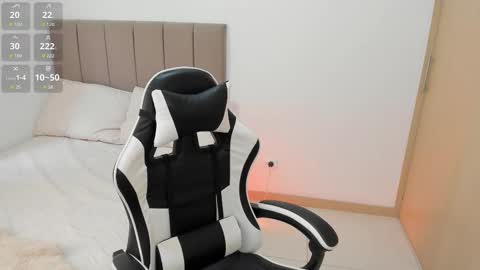 Instagram Soyamandaa  1 online show from February 2026 05:41:01 PM