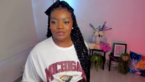 Snapshot of soymaria___ chatting on October 2025 10:07:02 PM Maria online show from October 2025 10:07:02 PM