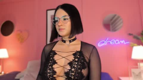 Aleja online show from February 2025 04:48:02 AM