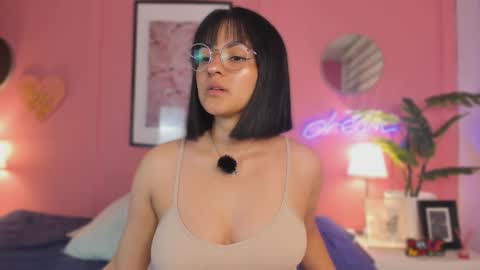 Aleja online show from October 2025 05:53:02 AM