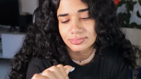 Snapshot of soytropicalfruit chatting on September 2025 10:53:02 AM You want to talk to me more personal follow me in My Channel VIP 50 the discount online show from September 2025 10:53:02 AM