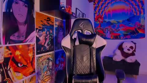 Val online show from December 2024 11:47:01 PM