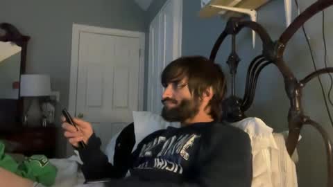 Snapshot of spacecase843 chatting on February 2025 04:57:01 AM TrndSettrz online show from February 2025 04:57:01 AM