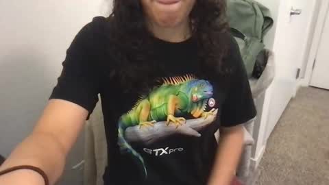 Snapshot of spacey_sub chatting on December 2025 11:11:02 PM spacey online show from December 2025 11:11:02 PM