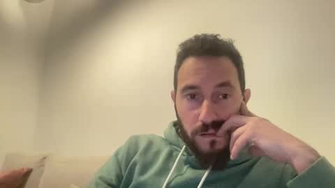 spainmenhot69 online show from December 2024 03:37:01 PM
