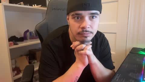 Snapshot of spanishcouple4255 chatting on November 2025 04:40:02 PM spanishcouple4255 online show from November 2025 04:40:02 PM