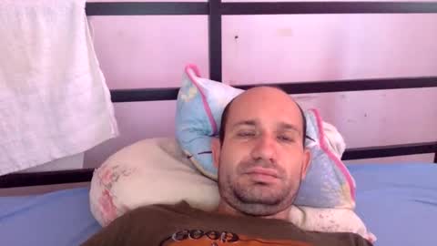 Snapshot of sparei7 chatting on November 2025 09:19:02 AM Snaiky online show from November 2025 09:19:02 AM