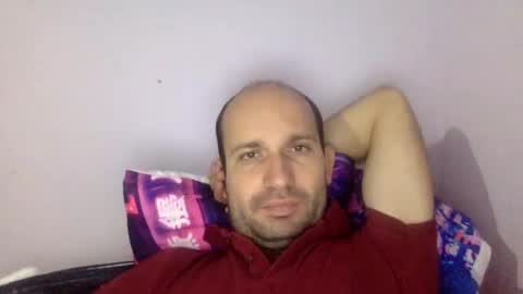 Snapshot of sparei7 chatting on December 2025 03:06:01 PM Snaiky online show from December 2025 03:06:01 PM