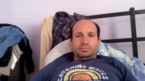 Snaiky online show from April 2026 03:42:01 PM