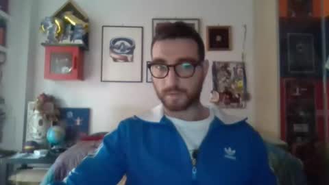 Snapshot of sparkcock666945 chatting on November 2025 01:17:02 PM Vale The Sparky online show from November 2025 01:17:02 PM