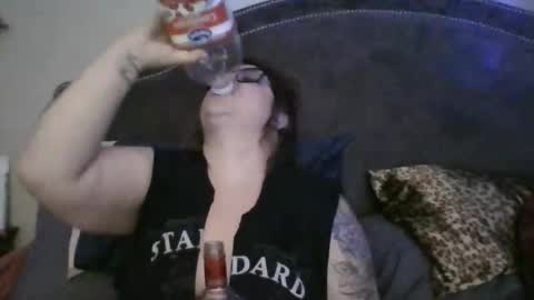 Snapshot of sparklelove69 chatting on December 2025 09:03:02 AM Scottietee online show from December 2025 09:03:02 AM