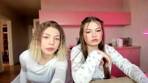 Snapshot of sparkly_18 chatting on March 2026 08:53:02 AM sparkly_18 online show from March 2026 08:53:02 AM