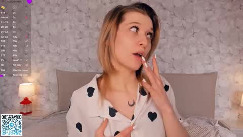 Snapshot of sparkly_k chatting on March 2026 06:20:01 AM Kate online show from March 2026 06:20:01 AM