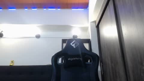 Snapshot of spartacus_cam chatting on June 2026 05:21:01 AM online show from June 2026 05:21:01 AM