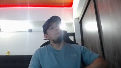 Snapshot of spartacus_cam chatting on July 2026 07:23:02 AM online show from July 2026 07:23:02 AM