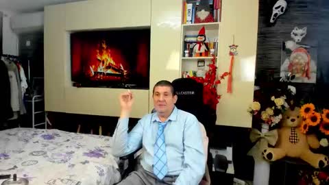 Snapshot of spartandaddy48 chatting on March 2026 12:50:02 AM Spartan online show from March 2026 12:50:02 AM