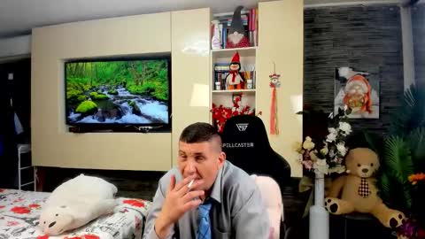 Snapshot of spartandaddy48 chatting on April 2026 12:28:01 PM Spartan online show from April 2026 12:28:01 PM