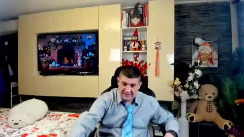 Snapshot of spartandaddy48 chatting on April 2026 08:18:01 PM Spartan online show from April 2026 08:18:01 PM
