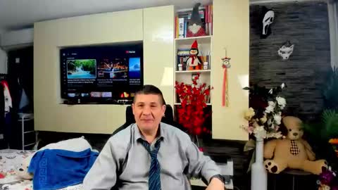 Snapshot of spartandaddy48 chatting on April 2026 08:25:01 AM Spartan online show from April 2026 08:25:01 AM