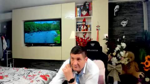 Snapshot of spartandaddy48 chatting on April 2026 07:58:02 PM Spartan online show from April 2026 07:58:02 PM