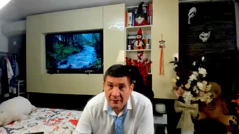 Snapshot of spartandaddy48 chatting on April 2026 07:38:02 PM Spartan online show from April 2026 07:38:02 PM
