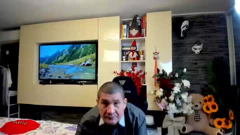 Snapshot of spartandaddy48 chatting on May 2026 10:48:02 PM Spartan online show from May 2026 10:48:02 PM