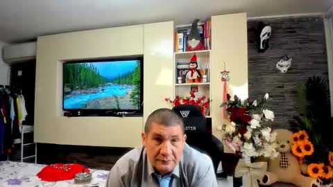 Snapshot of spartandaddy48 chatting on May 2026 01:38:01 PM Spartan online show from May 2026 01:38:01 PM