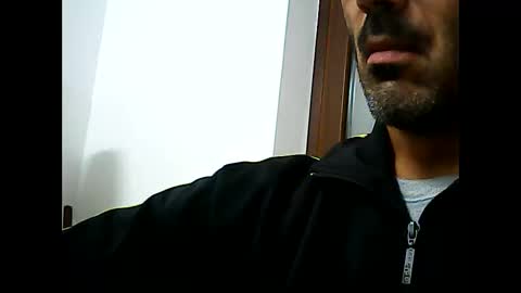 Snapshot of speed0800 chatting on November 2025 10:43:02 PM Speed online show from November 2025 10:43:02 PM