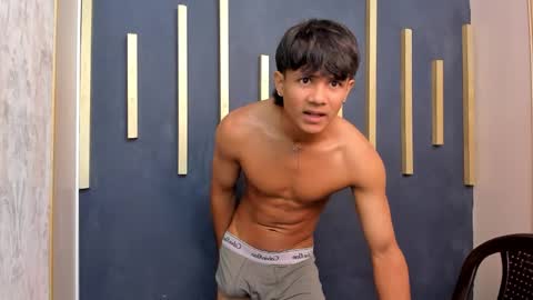 Snapshot of spencer__19 chatting on December 2025 12:31:02 PM Spencer online show from December 2025 12:31:02 PM