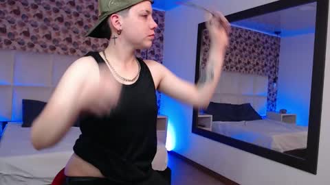 Snapshot of spencerm_ chatting on October 2025 07:36:02 PM spencerm_ online show from October 2025 07:36:02 PM