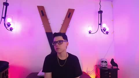 Snapshot of spencerm_ chatting on November 2025 07:46:02 PM spencerm_ online show from November 2025 07:46:02 PM