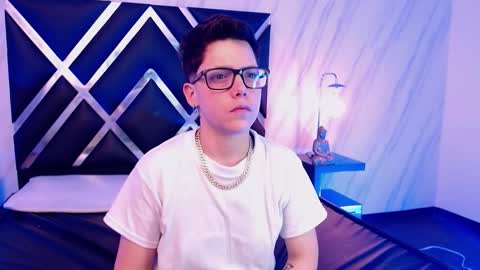 Snapshot of spencerm_ chatting on December 2025 08:25:01 PM spencerm_ online show from December 2025 08:25:01 PM